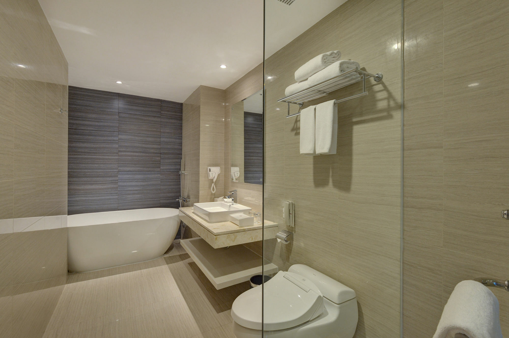 Platinum Adisucipto Hotel&Conference Center Kalasan Esterno foto