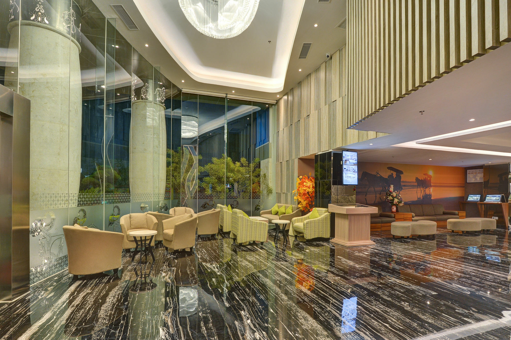 Platinum Adisucipto Hotel&Conference Center Kalasan Esterno foto